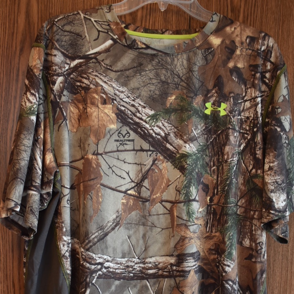 Under Armor Camo t-shirt